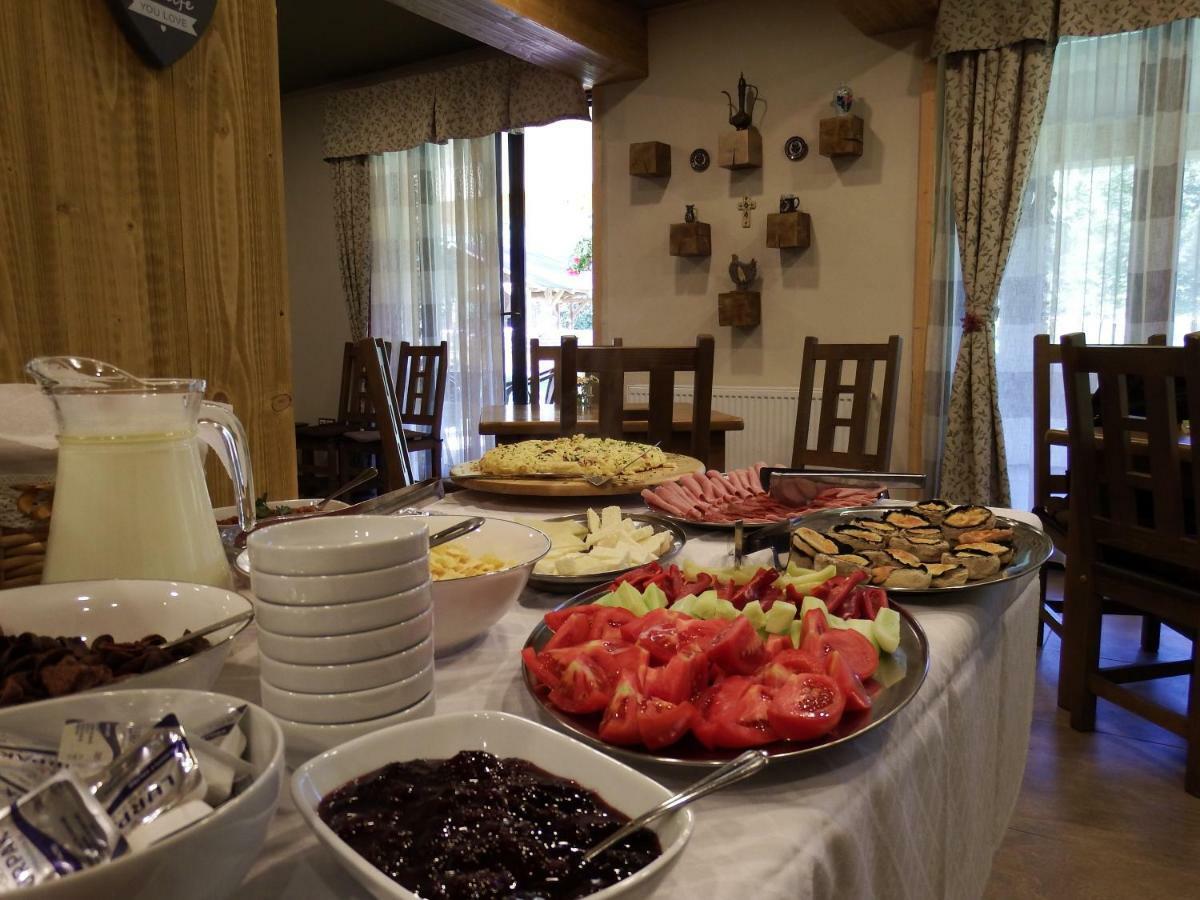 Casa Din Vale Hotel Sacuieu Buitenkant foto