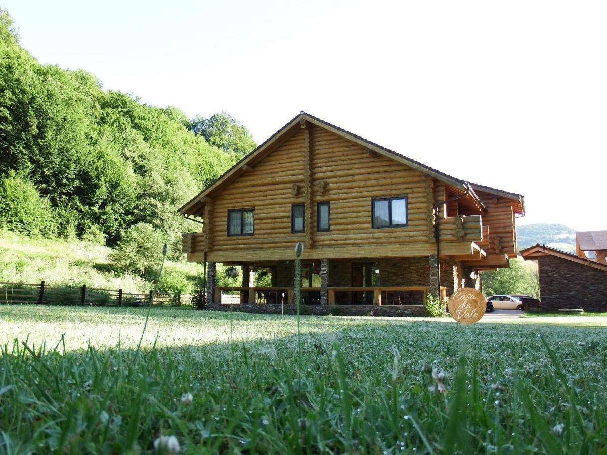 Casa Din Vale Hotel Sacuieu Buitenkant foto
